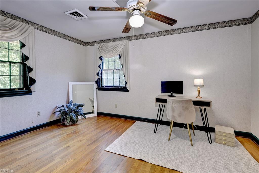 265 E Queens Drive Williamsburg VA 23185