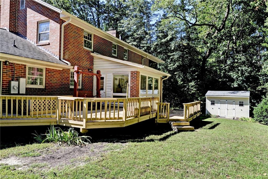 265 E Queens Drive Williamsburg VA 23185