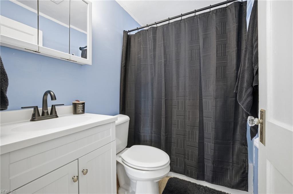 5912 Andrew Place Newport News VA 23605
