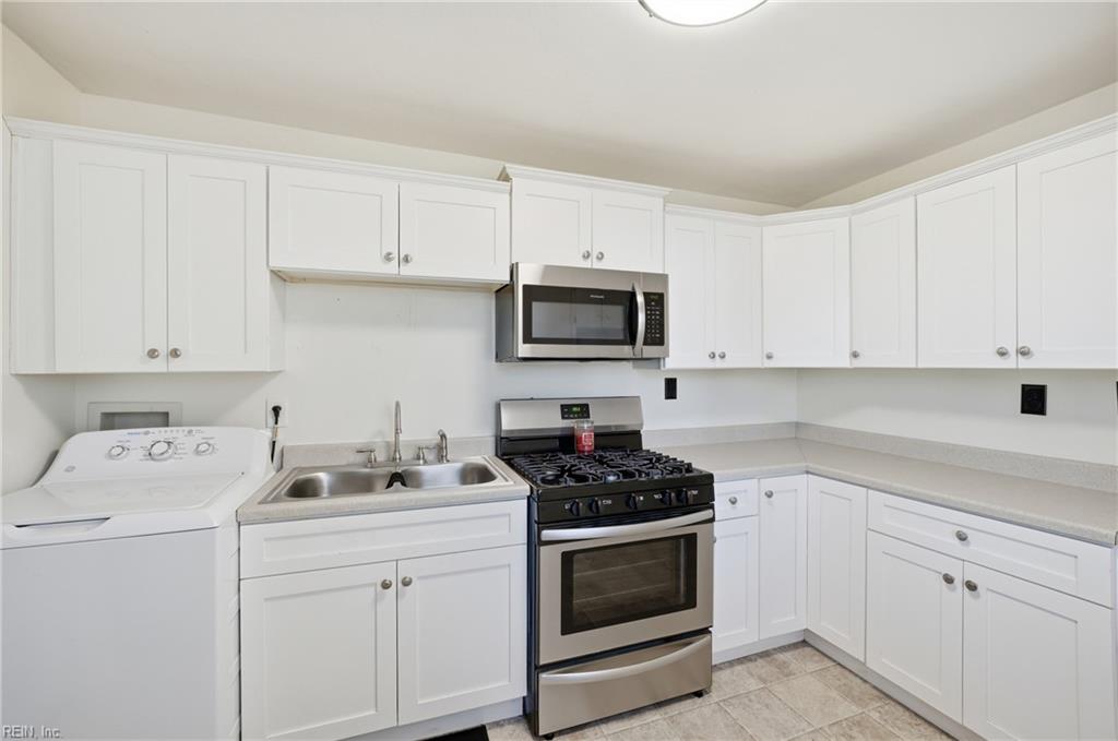 5912 Andrew Place Newport News VA 23605