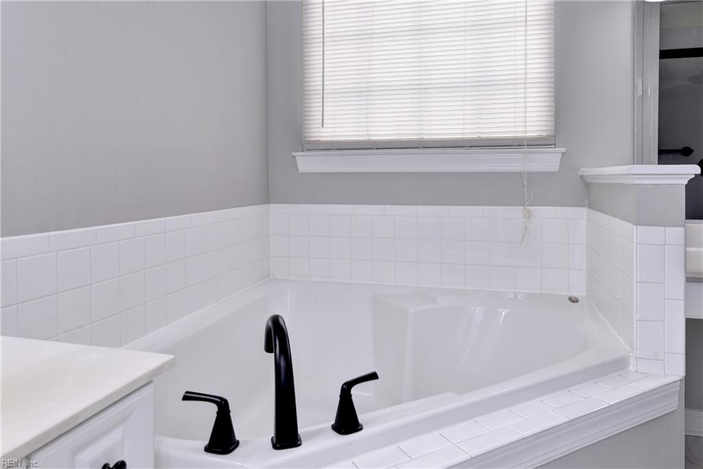 119 Aberfeldy Way Yorktown VA 23693