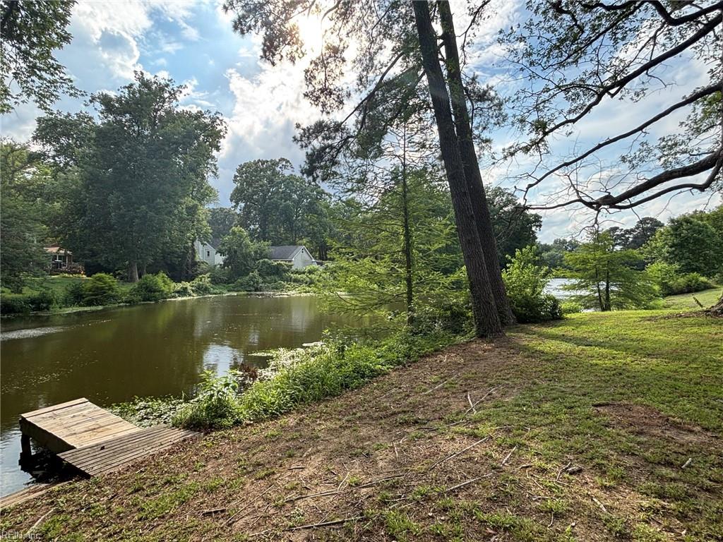 507 Windemere Road Newport News VA 23602