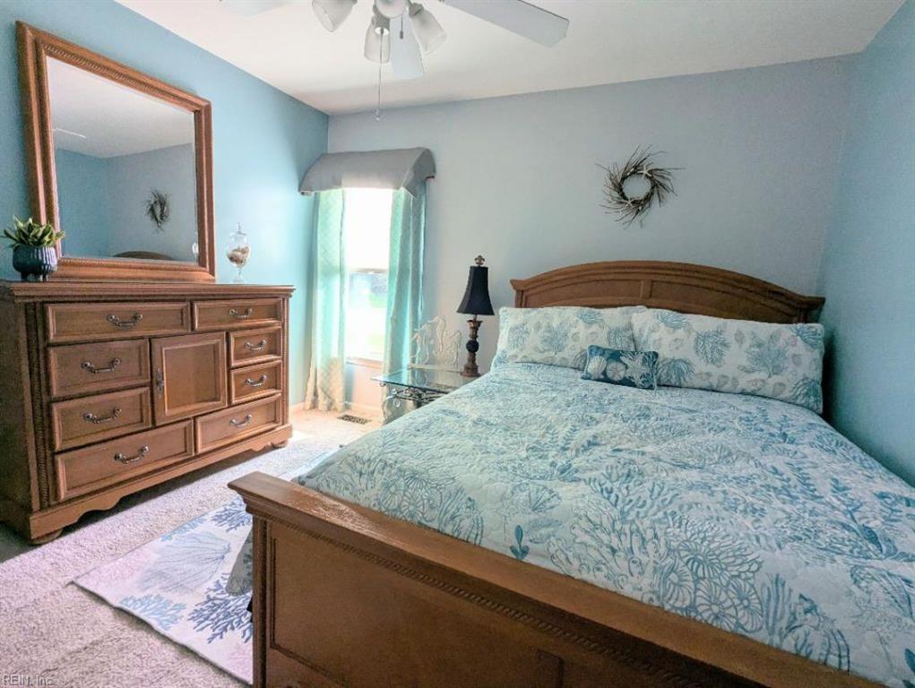 101 Seagrams Court Yorktown VA 23693