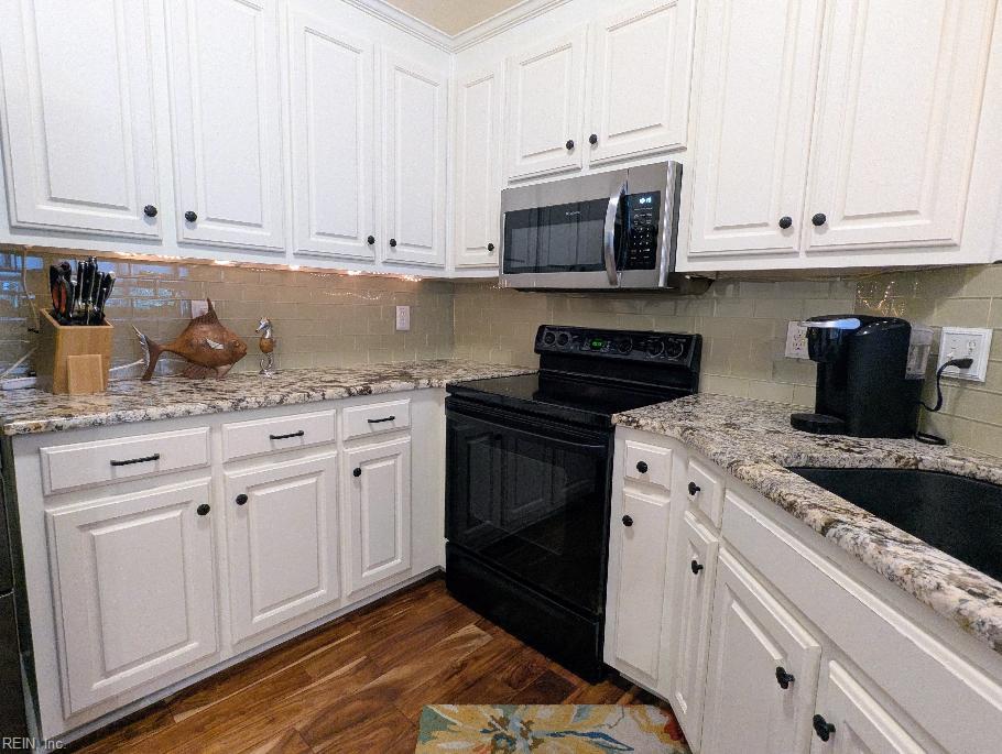 101 Seagrams Court Yorktown VA 23693