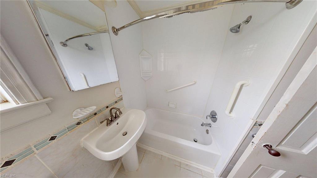 1257 17th Street Newport News VA 23607