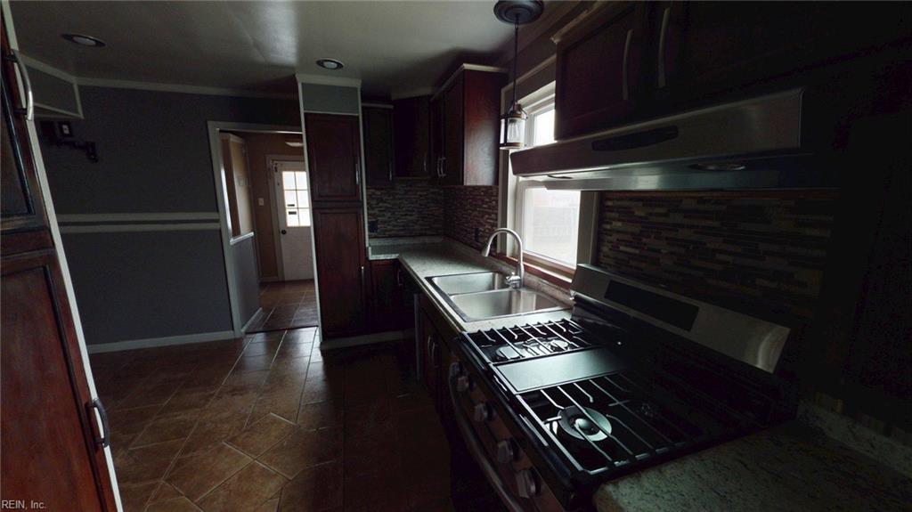 1257 17th Street Newport News VA 23607