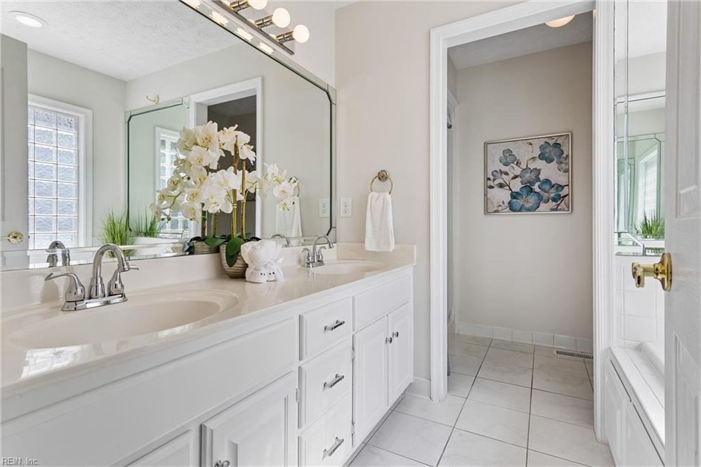232 Pasture Lane Yorktown VA 23693