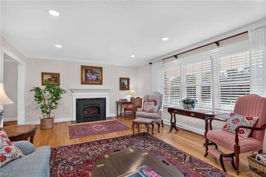 24 Beverly Hills Drive Newport News VA 23606