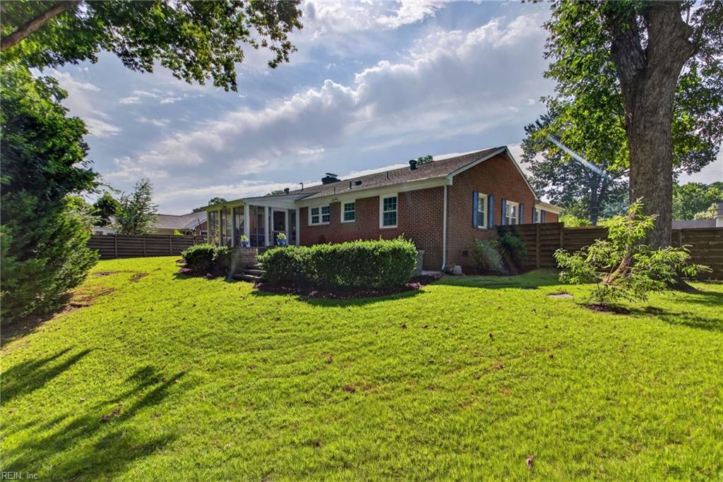 24 Beverly Hills Drive Newport News VA 23606