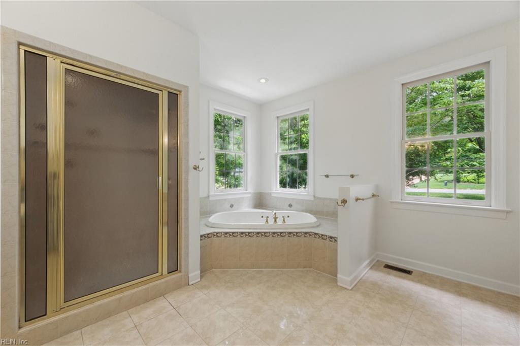 133 Mid Ocean Williamsburg VA 23188