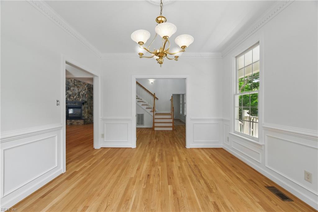 133 Mid Ocean Williamsburg VA 23188