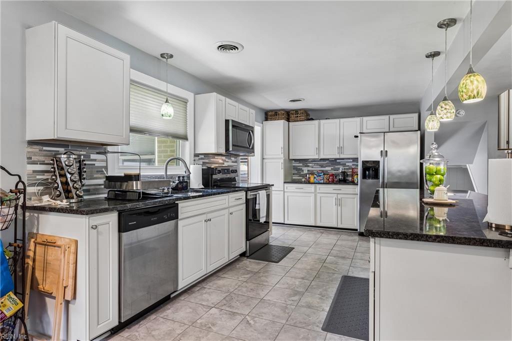 33 Green Court Newport News VA 23601