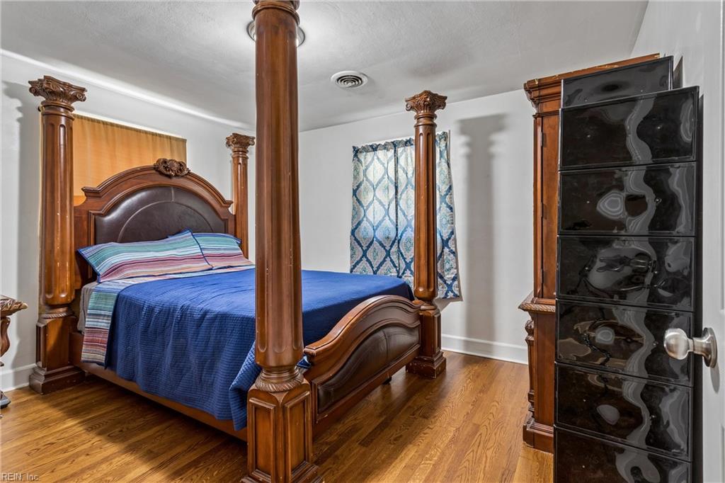 33 Green Court Newport News VA 23601