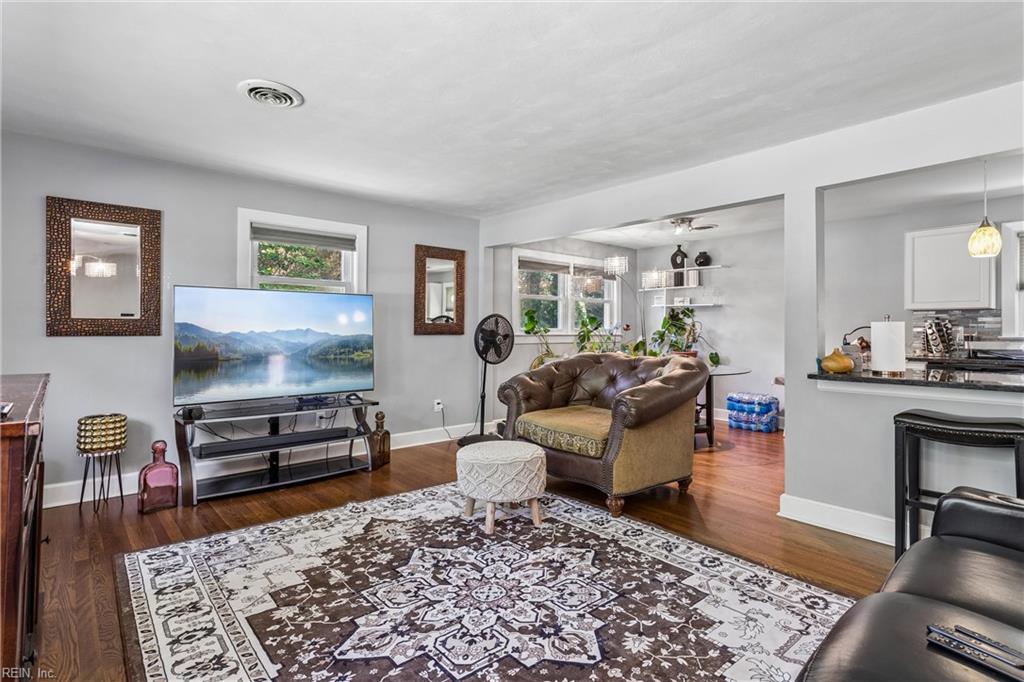 33 Green Court Newport News VA 23601