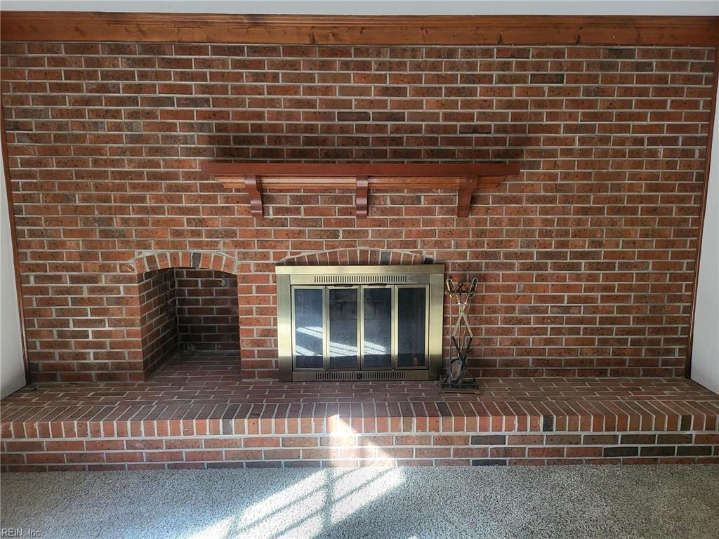 24 E Governor Drive Newport News VA 23602