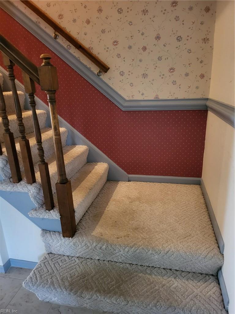 24 E Governor Drive Newport News VA 23602