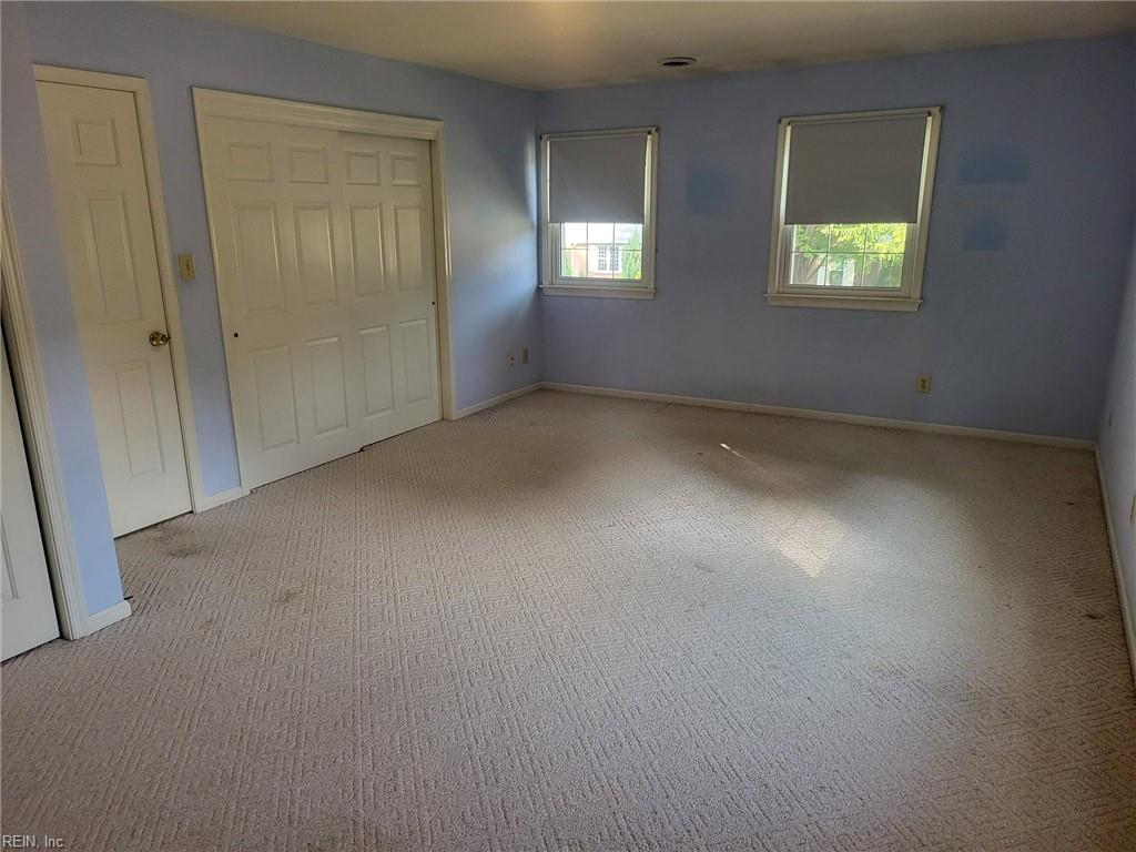 24 E Governor Drive Newport News VA 23602