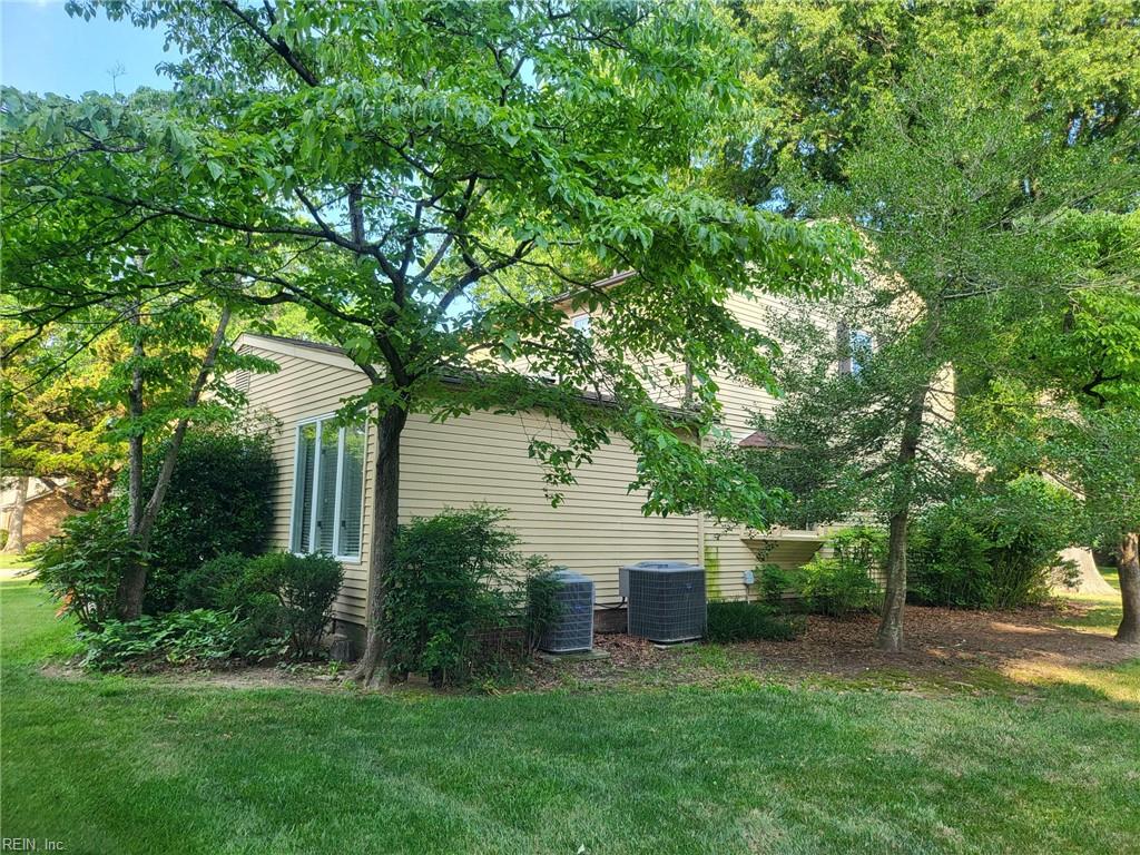 24 E Governor Drive Newport News VA 23602