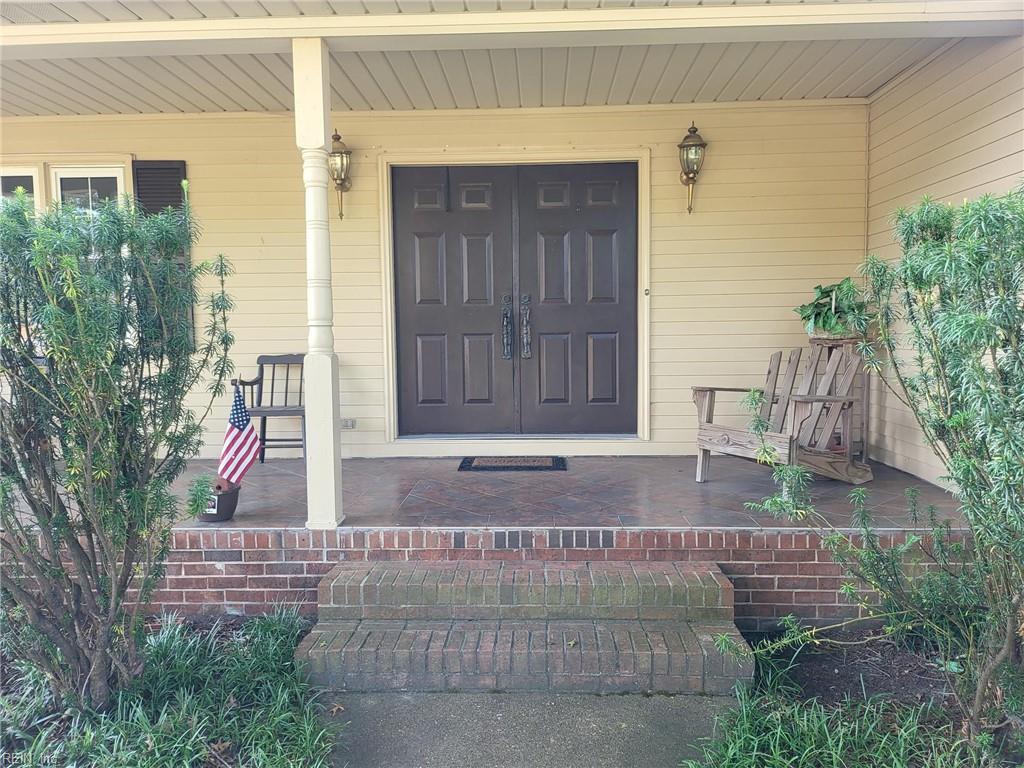24 E Governor Drive Newport News VA 23602