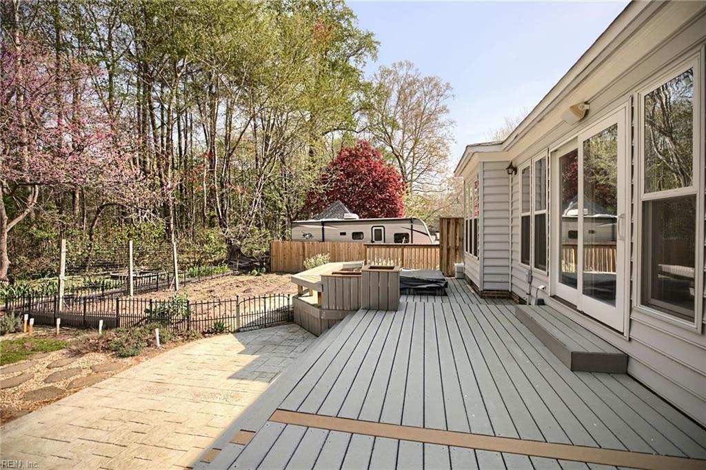 111 Manassas Loop Yorktown VA 23693