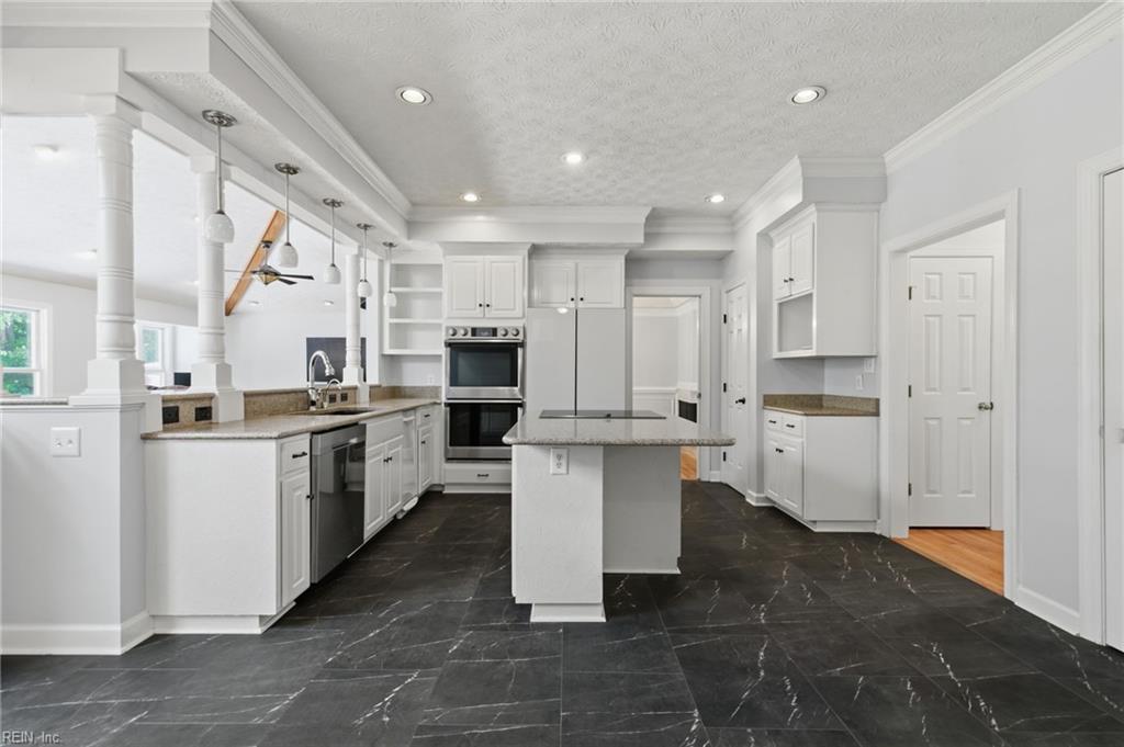 111 Manassas Loop Yorktown VA 23693