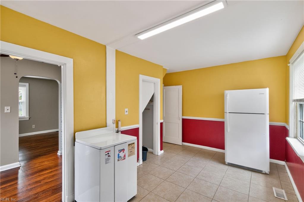 44 Davis Avenue Newport News VA 23601