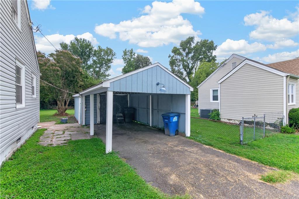 44 Davis Avenue Newport News VA 23601