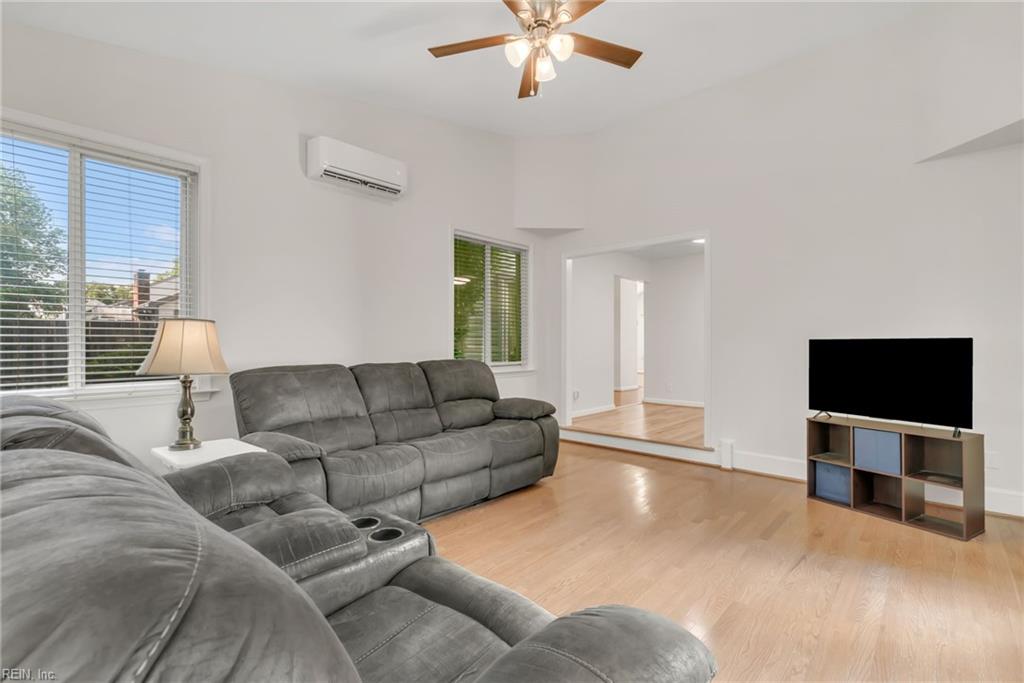 121 Gardenville Drive Yorktown VA 23693