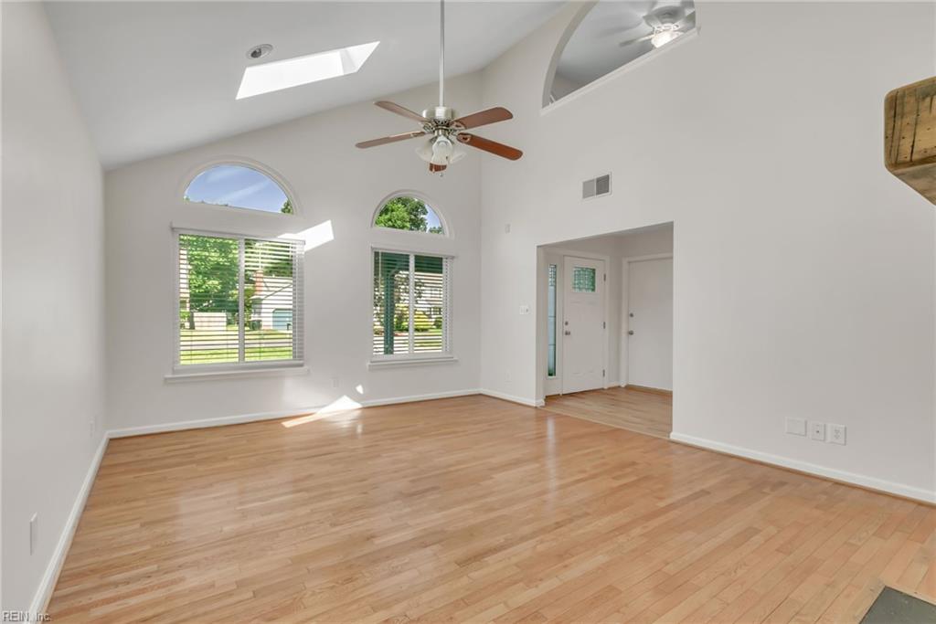 121 Gardenville Drive Yorktown VA 23693