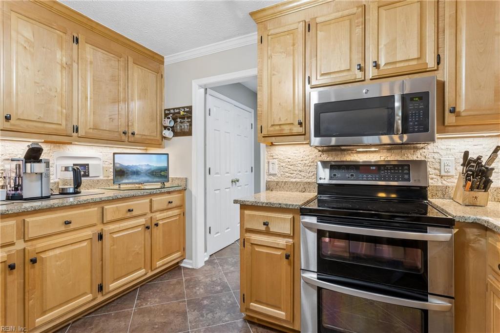119 Manassas Loop Yorktown VA 23693
