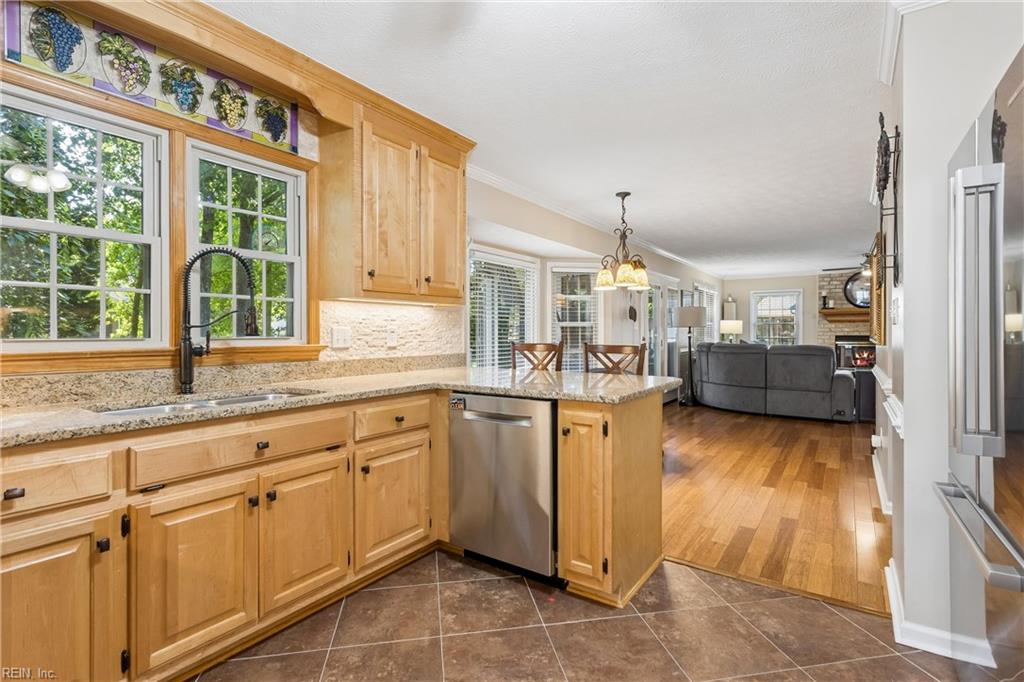 119 Manassas Loop Yorktown VA 23693