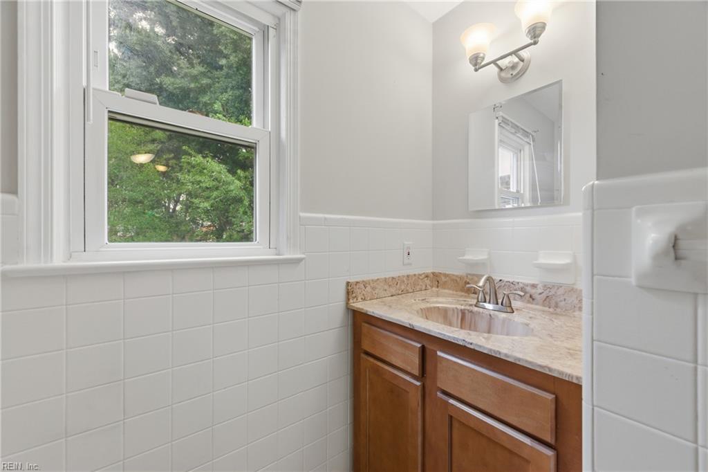 219 Saddler Drive Newport News VA 23608