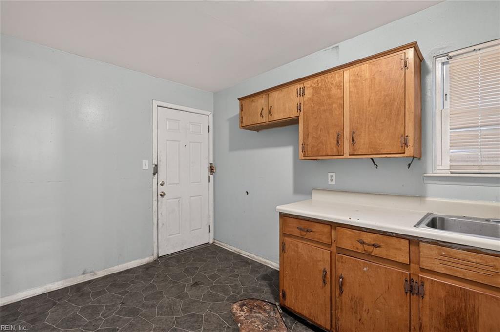 1242 25th Street Newport News VA 23607