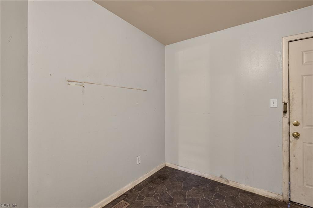 1242 25th Street Newport News VA 23607