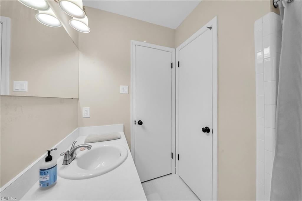 73 Shannon Drive Newport News VA 23608