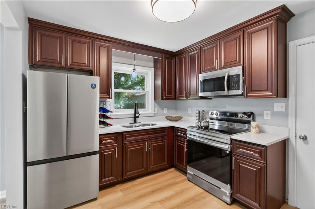 19 Evelyn Drive Newport News VA 23602