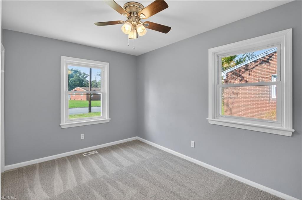 19 Evelyn Drive Newport News VA 23602