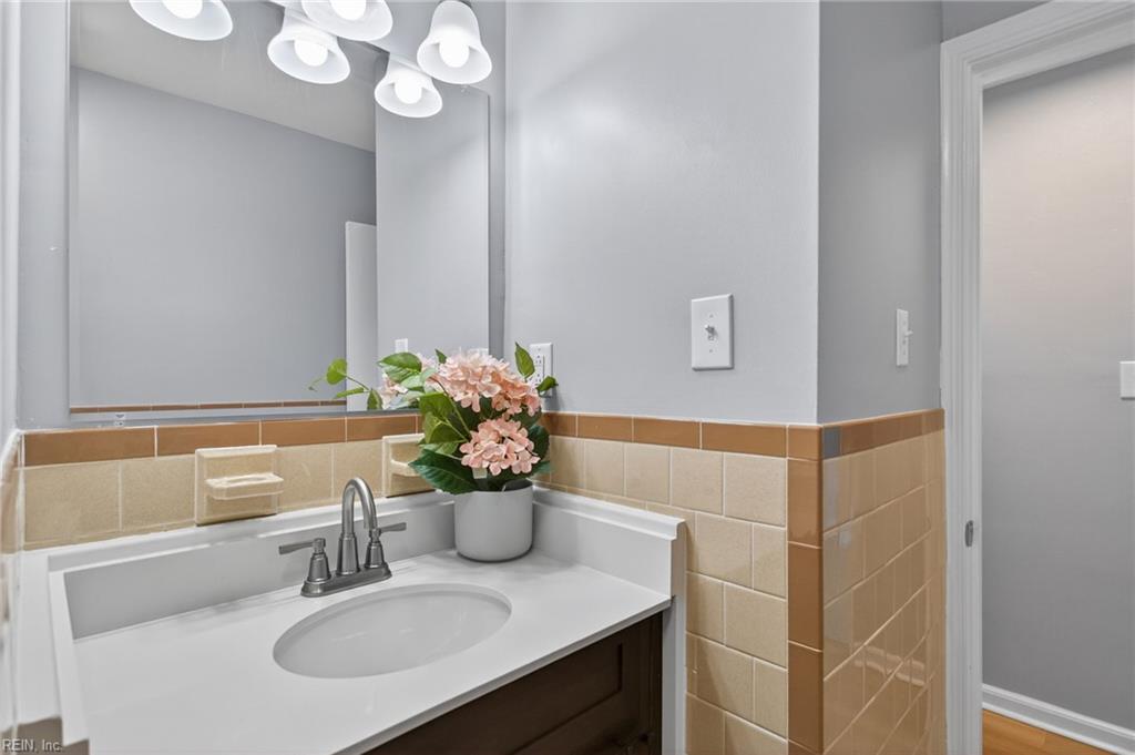 19 Evelyn Drive Newport News VA 23602