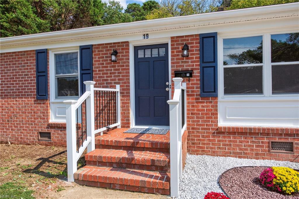 19 Evelyn Drive Newport News VA 23602