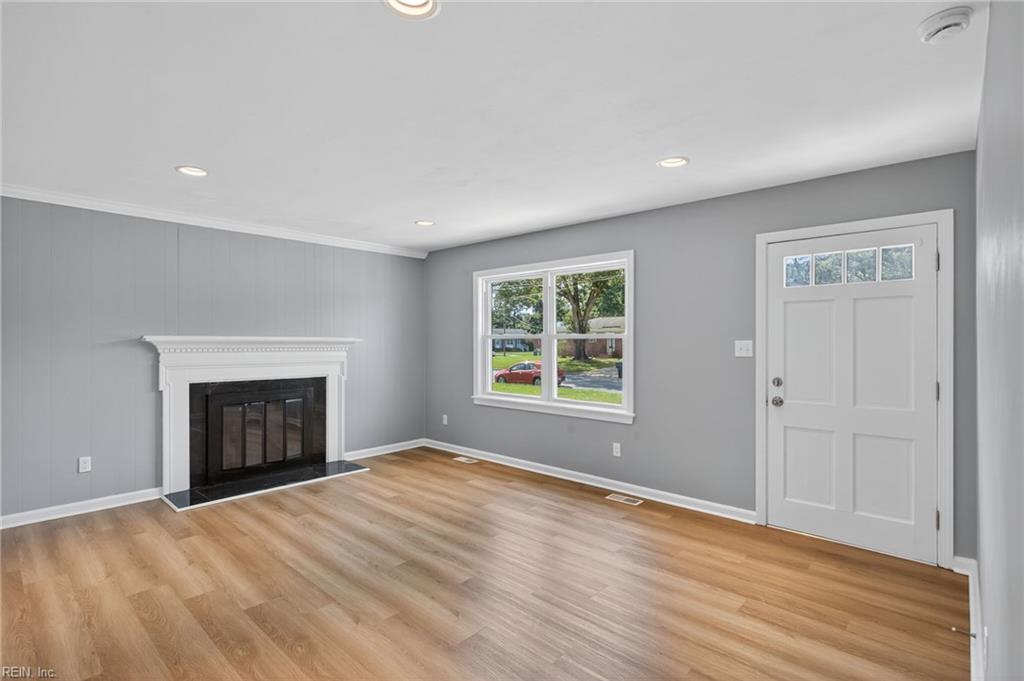 19 Evelyn Drive Newport News VA 23602