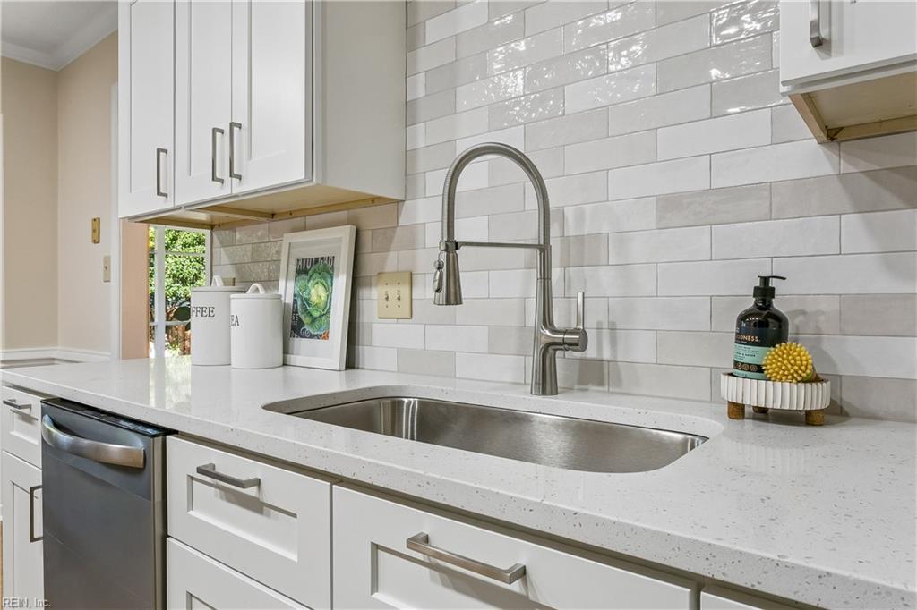 403 Gaines Way Yorktown VA 23692