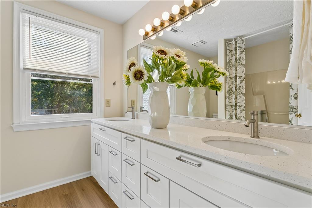 403 Gaines Way Yorktown VA 23692