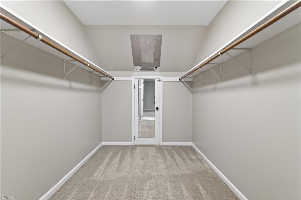 129 Stone Lake Court Yorktown VA 23693