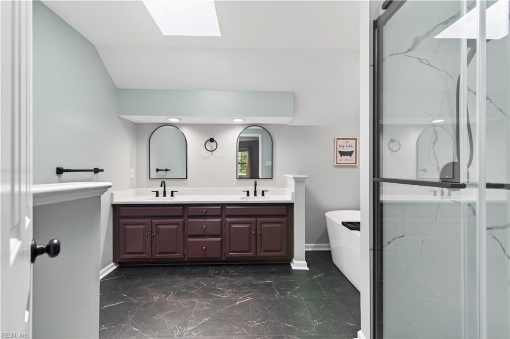 129 Stone Lake Court Yorktown VA 23693