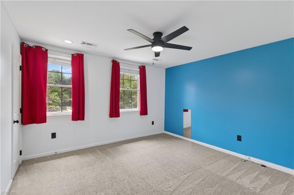 129 Stone Lake Court Yorktown VA 23693
