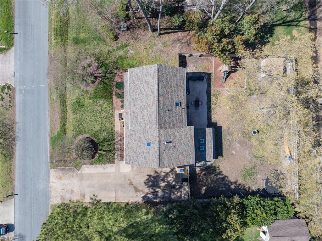 129 Stone Lake Court Yorktown VA 23693