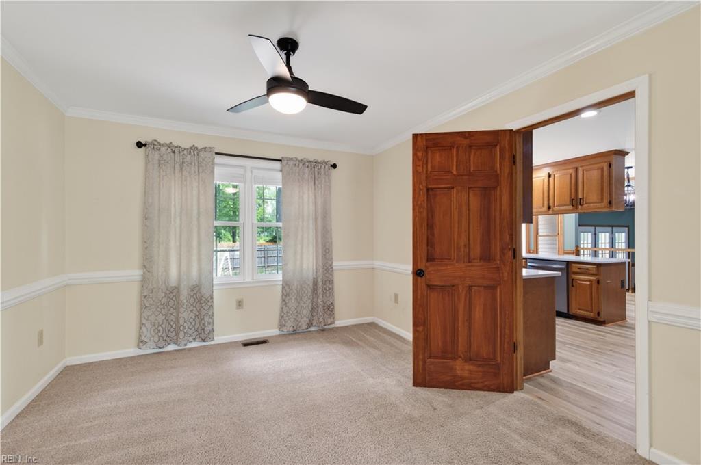 129 Stone Lake Court Yorktown VA 23693