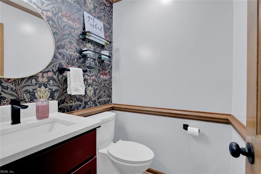 129 Stone Lake Court Yorktown VA 23693