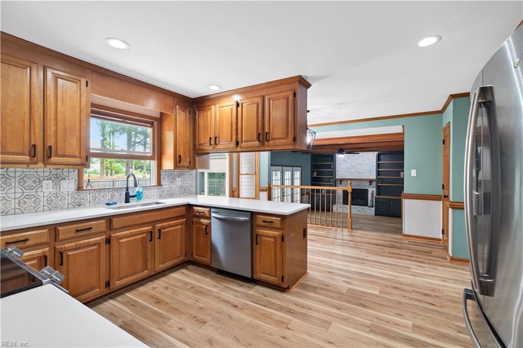 129 Stone Lake Court Yorktown VA 23693
