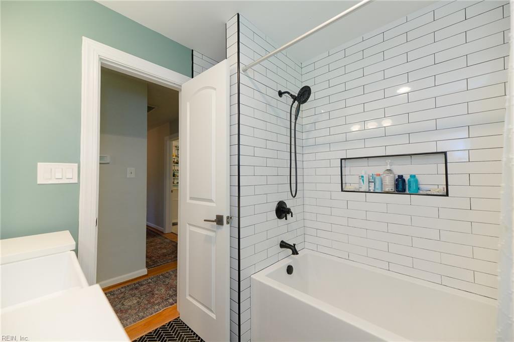 10 Lucerne Circle Newport News VA 23606